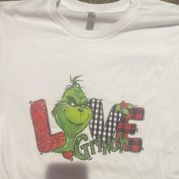 - Love Grinch T Shirt - Picture 3 of 3